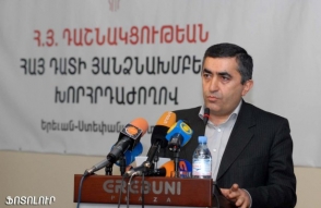 Արմեն Ռուստամյան. «Հայաստանը պետք է զարգանա՝ չզիջելով»