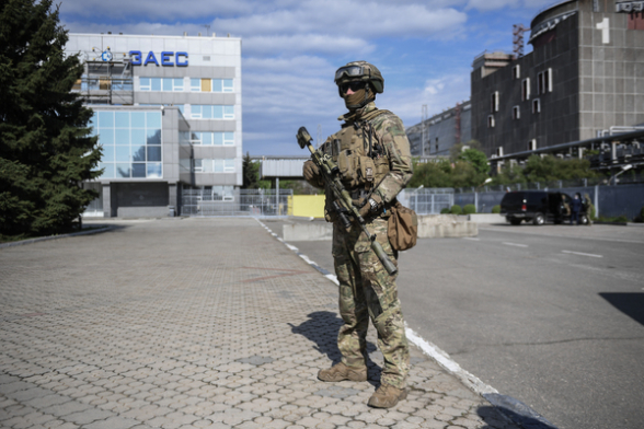 В Энергодаре сообщили о пробитии снарядом ВСУ энергоблока Запорожской АЭС