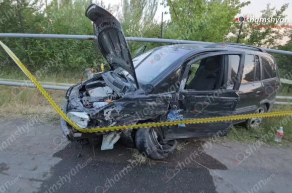 Կոտայքում Volkswagen Golf-ն ու Opel Zafira-ն բախվելուց հետո հարվածել են գազատար խողովակներին, էլեկտրասյանը. կան վիրավորներ (լուսանկար)