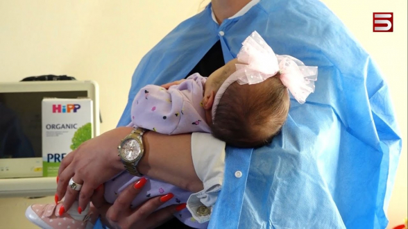 Брошенного младенца перевезут из больницы в детский дом