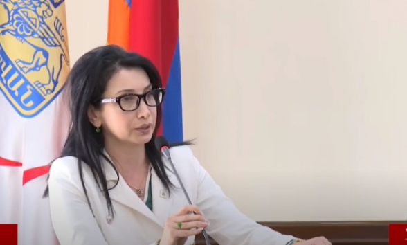 Սոնա Աղեկյանին Երևանի ավագանու մանդատից ապօրինի զրկելու դատական նիստը հետաձգվել է